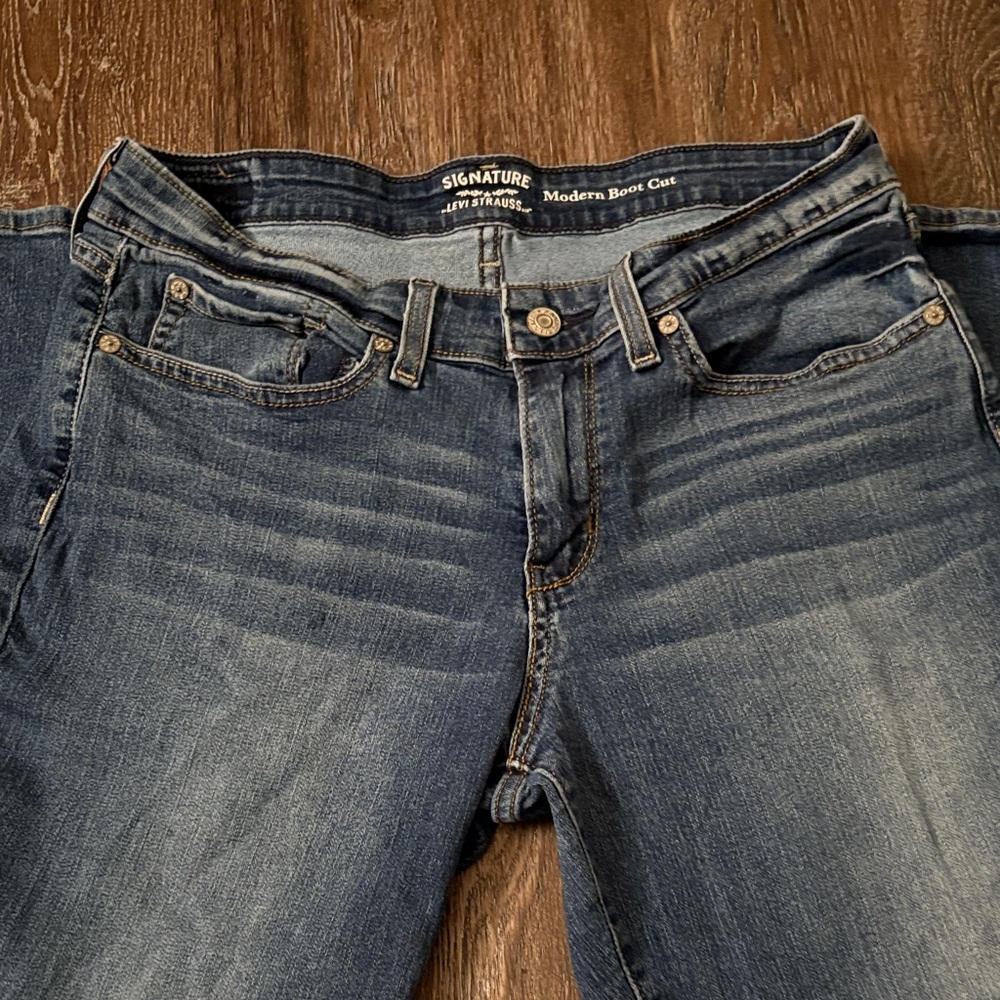 Signature Levi Strauss Women's Dark Blue Boot Cut Jeans